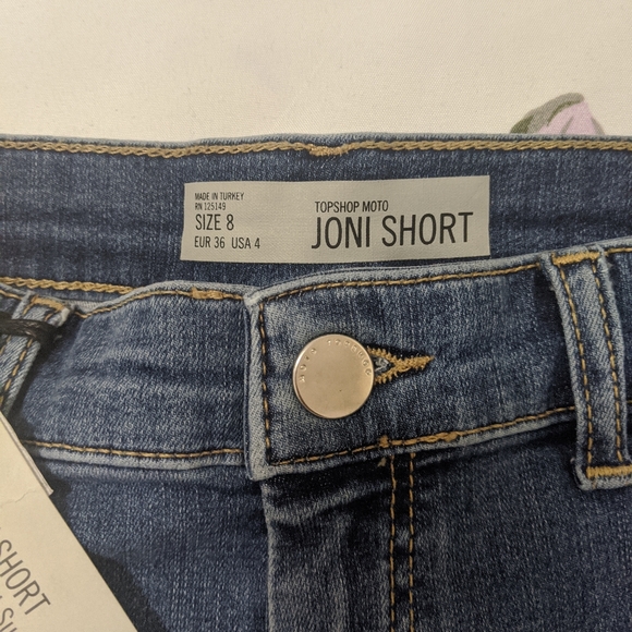 Topshop Joni High Wasted shorts - size 4 - Picture 2 of 4